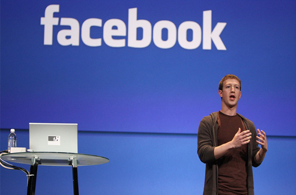 臉書如何賺進十幾億的財富，但不需要向使用者收取任何一毛錢？
