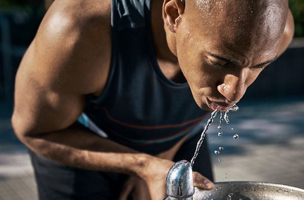 水分攝取5迷思：運動前「這樣喝」更能幫助訓練表現！