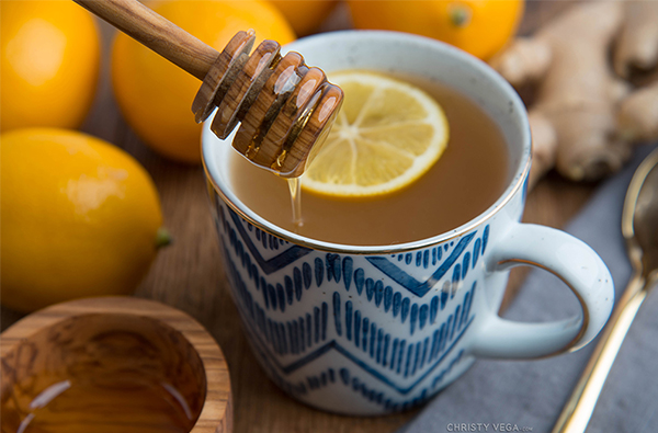 喝蜂蜜的5種好處，安眠止咳還能保護心血管！？