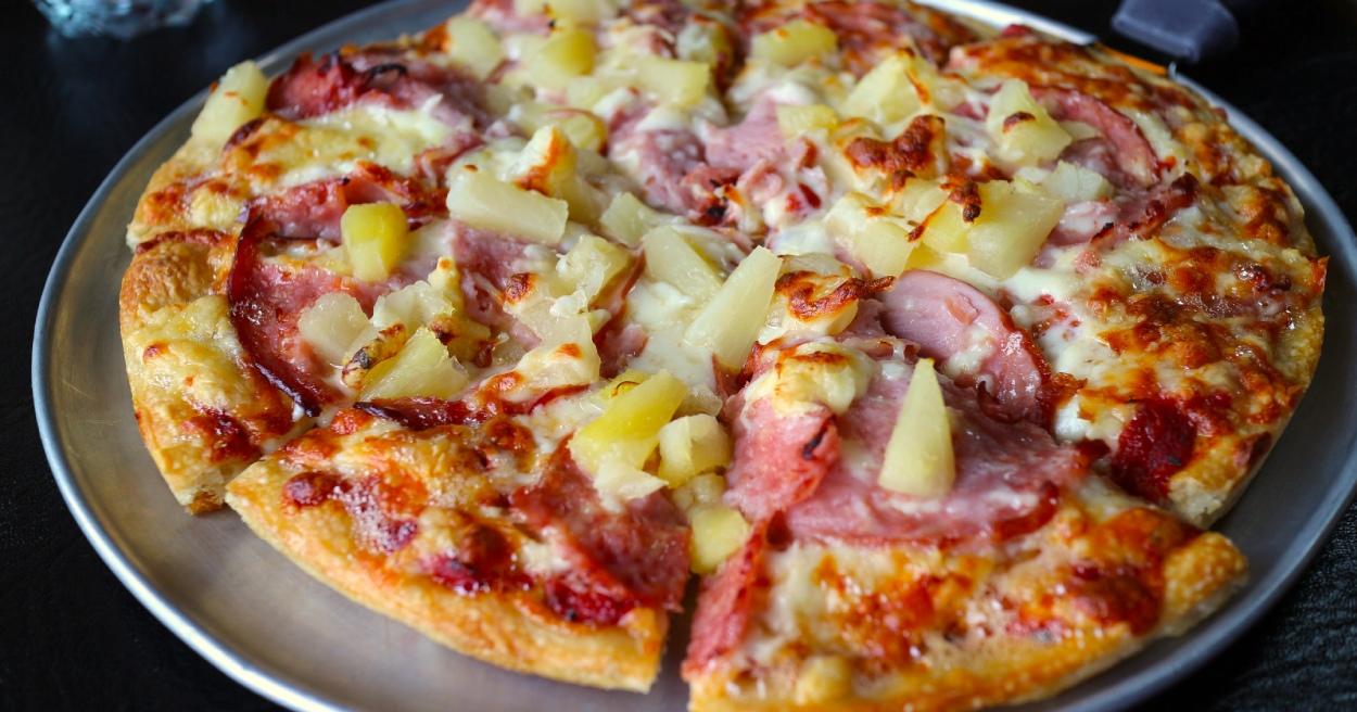 夏威夷披薩僅第三？義大利人票選10種最可惡「義式料理吃法」，義大利麵加「這個」是大忌！