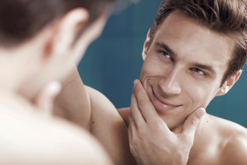 敏感性、乾性、油性肌膚一起捍衛自己的「面子」！夏秋換季男士洗面保養
