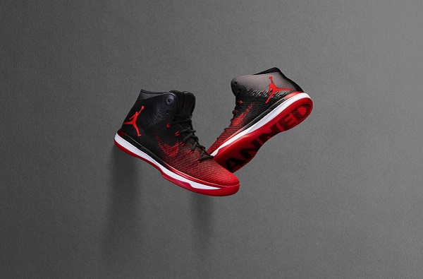 不願屈服傳統舊規，「Air Jordan 31」革命黑紅球鞋再度問世！