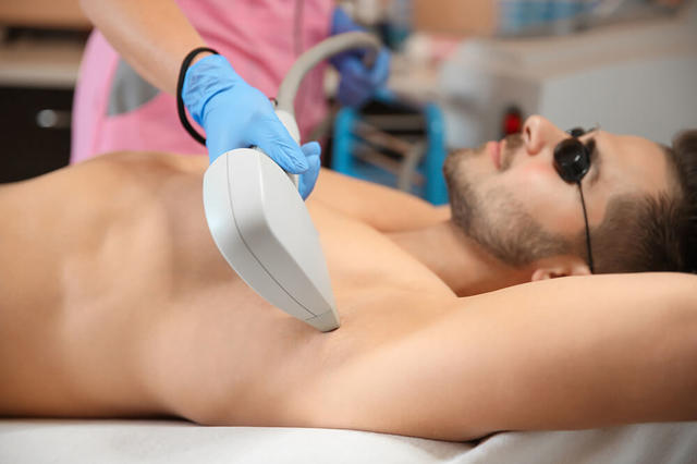 擺脫雜草叢生!5大男性「私密處除毛」方式介紹,乾淨清爽更顯可口!