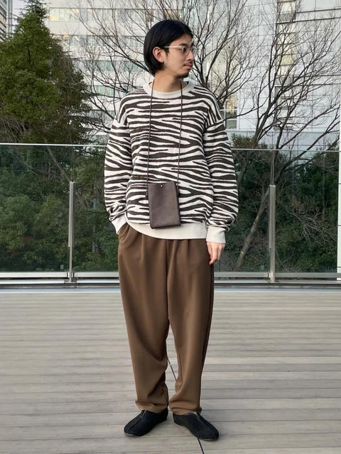 包包才是穿搭靈魂！手提袋超實用、托特包顯文青、小包俐落率性，別讓口袋設計破壞比例