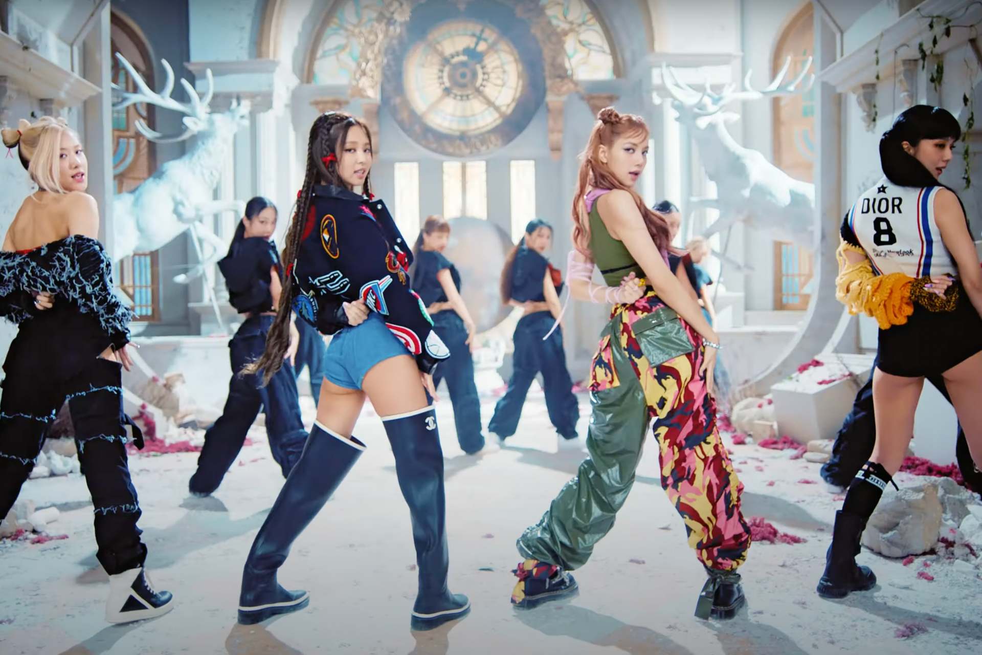 BLACKPINK《Pink Venom》兩天內破億!MV五大彩蛋解析