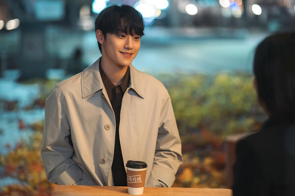 一曖昧就暈船?談戀愛忘了保持距離與設立底線,最終容易流於單方面討好!